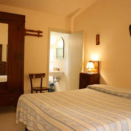 Willa Porto Sleeps 16 Pool Wifi *