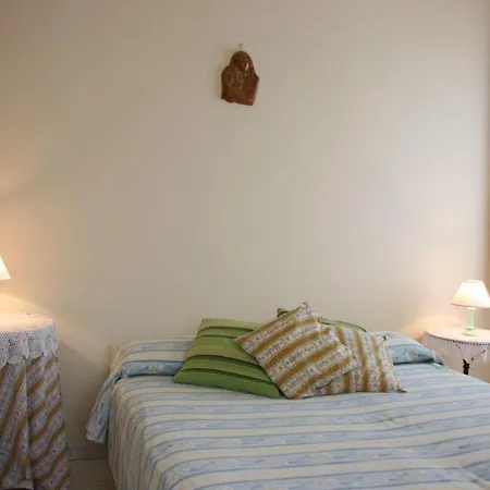 Porto Sleeps 16 Pool Wifi