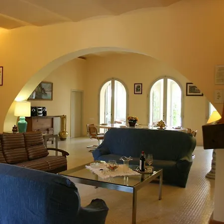 Porto Sleeps 16 Pool Wifi * Dolciano